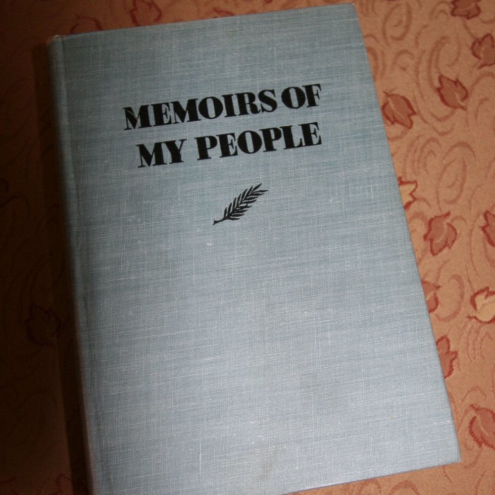 Collectible vintage hardcover Memoirs of My People through 1000 Years